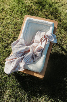 Customizable Anti-Static Plaid Knitted Blanket